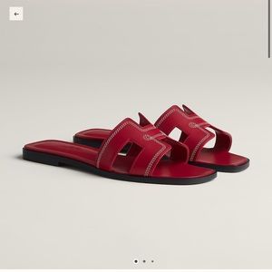 Hermès Oran sandal rouge feu